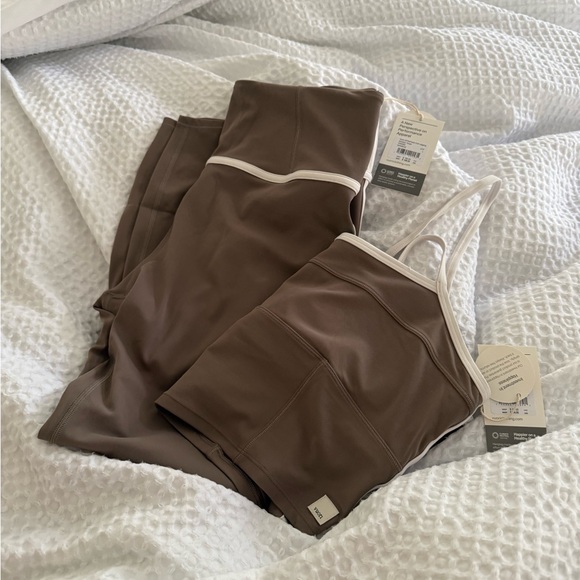Vuori Pants - NWT! Vuori Chocolate Brown Leggings and Top Set